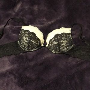 Victoria’s Secret push up bra